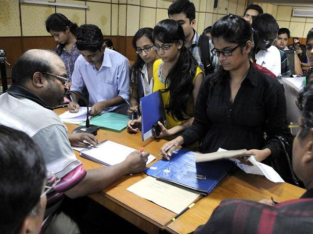 According to the university administration, about 991 students from MP are studying in VIT, and the institute had received 15,000 applications from the state during their 2016 engineering entrance examination. (Shankar Mourya/HT file) According to the university administration, about 991 students from MP are studying in VIT, and the institute had received 15,000 applications from the state during their 2016 engineering entrance examination. (Shankar Mourya/HT file)