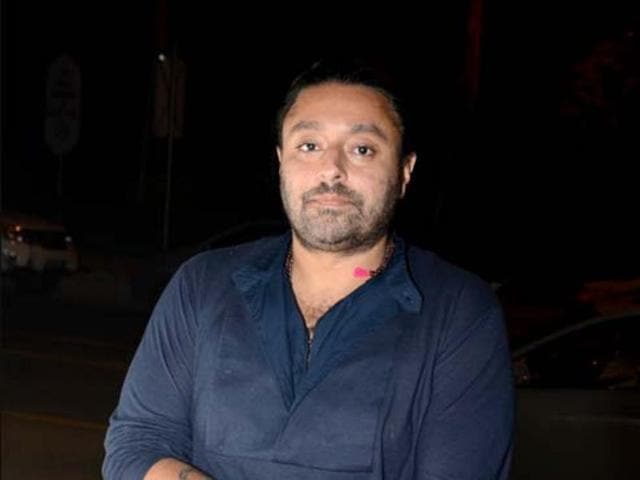 Indian-american Hotelier Vikram Chatwal Accused Of Setting 2 Dogs On 