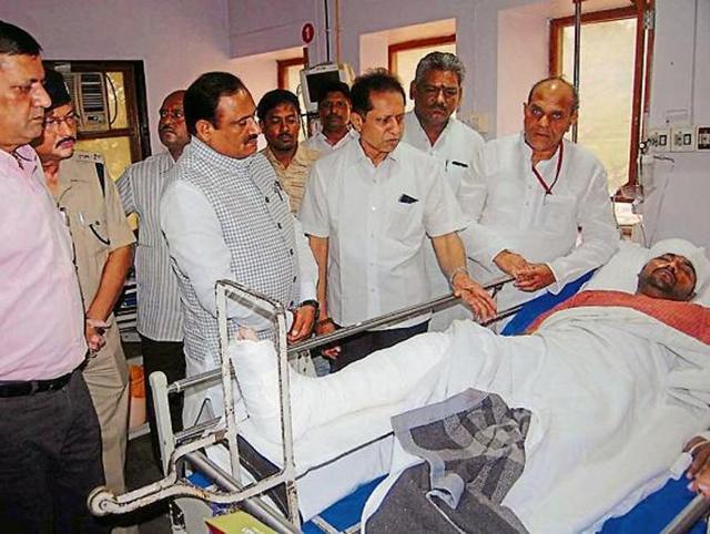Ministers Bhoopendra Singh (second from left) and Gauri Shankar Bisen (extreme right) at the hospital in Jabalpur. (Mujeeb Faruqui/HT FIle Photo) Ministers Bhoopendra Singh (second from left) and Gauri Shankar Bisen (extreme right) at the hospital in Jabalpur. (Mujeeb Faruqui/HT FIle Photo)