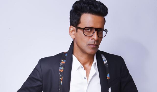 Actor Manoj Bajpayee’s latest release Saat Uchakkey is a comedy film directed by debutant Sanjeev Sharma. Actor Manoj Bajpayee’s latest release Saat Uchakkey is a comedy film directed by debutant Sanjeev Sharma.