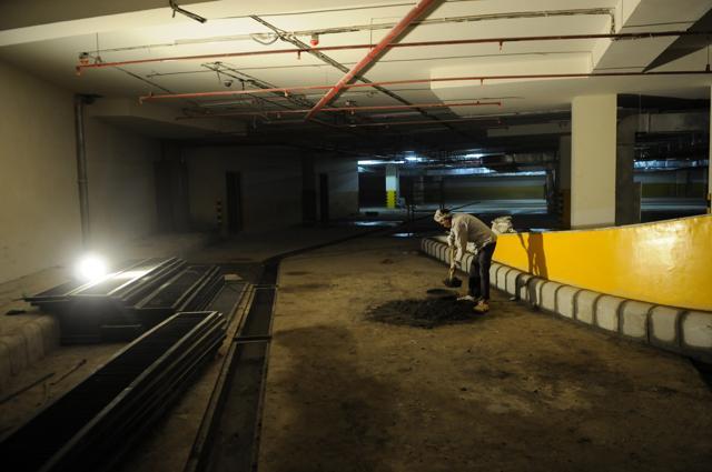 Underground parking lot at Sector 95. (Sunil Ghosh/HT Photo)