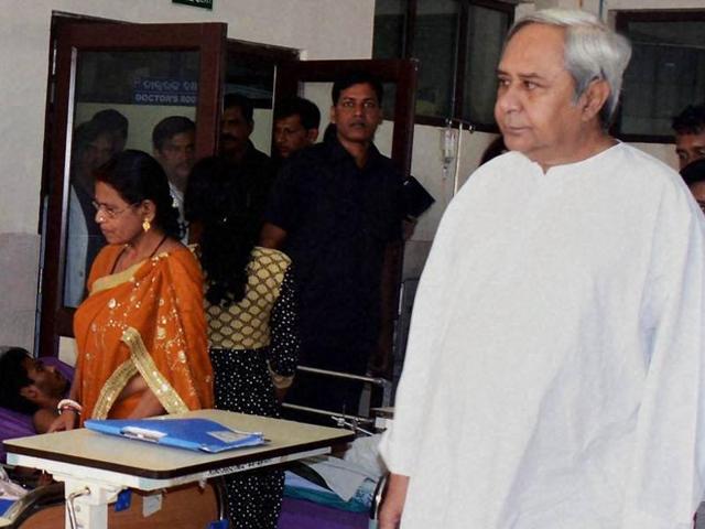 Odisha chief minister Naveen Patnaik visits AIIMS to meet the victims of SUM hospital fire tragedy in Bhubaneswar. (PTI Photo) Odisha chief minister Naveen Patnaik visits AIIMS to meet the victims of SUM hospital fire tragedy in Bhubaneswar. (PTI Photo)