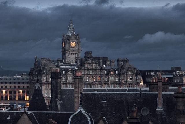 Edinburgh, replete with castles, museums and restaurants, is a tourist’s delight burgh under darkness. (Getty Images)