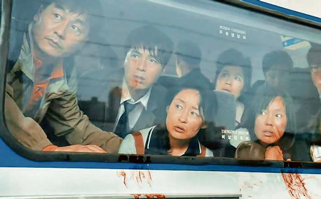 Train To Busan Review All Aboard For The Most Thrilling Surprise Of 2016 Hindustan Times