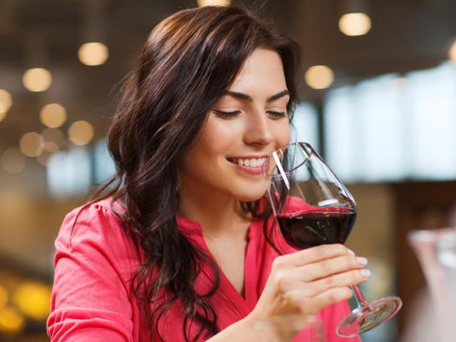 A polyphenol called resveratrol, which is found in red wine, peanuts, blackberries and chocolate, was able to correct hormone levels.(Shutterstock)