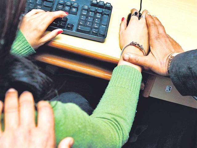 Harassment at workplace is a constant for many women. Experts warn against ignoring such behaviour and advise approaching the HR to file a complaint(HT File Photo) Harassment at workplace is a constant for many women. Experts warn against ignoring such behaviour and advise approaching the HR to file a complaint(HT File Photo)