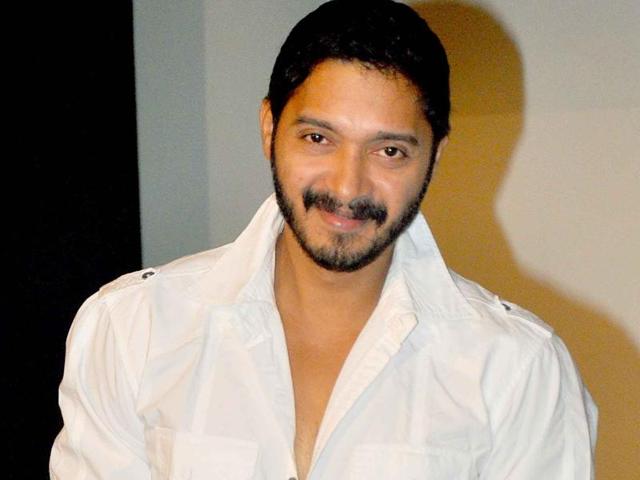 Actor Shreyas Talpade is making his directorial debut with the Hindi remake of his Marathi film Poshter Boyz. Actor Shreyas Talpade is making his directorial debut with the Hindi remake of his Marathi film Poshter Boyz.