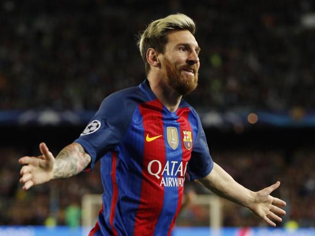 Lionel Messi celebrates scoring first goal for Barcelona during a football match between FC Barcelona and Manchester City in the UEFA Champions League Group Stage - Group C - at the Nou Camp, Barcelona, Spain on October 19, 2016. (REUTERS)