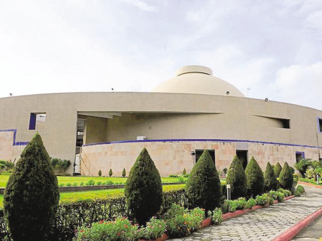 MLAs have been blaming “evil effects” of the building after death of any sitting legislators.(Mujeeb Faruqui/HT)