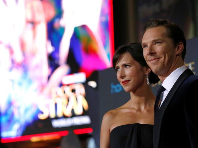 Benedict Cumberbatch and his wife Sophie Hunter pose at the premiere of Doctor Strange. (REUTERS) 