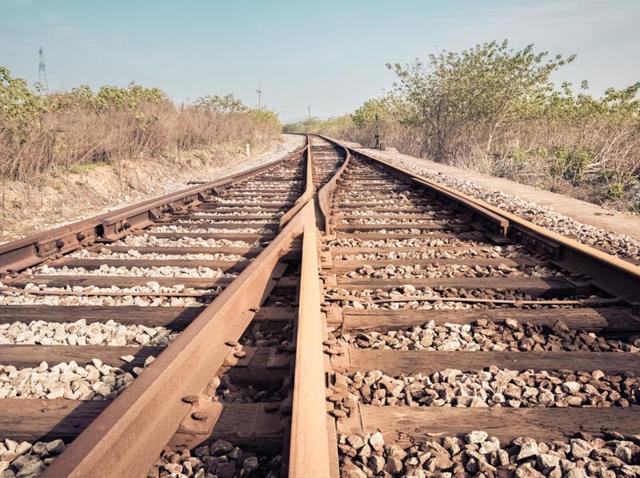 Around 8,000 employees travel to the new secretariat every Monday and return on Friday in a packed special train.(Shutterstock/Representative image) Around 8,000 employees travel to the new secretariat every Monday and return on Friday in a packed special train.(Shutterstock/Representative image)