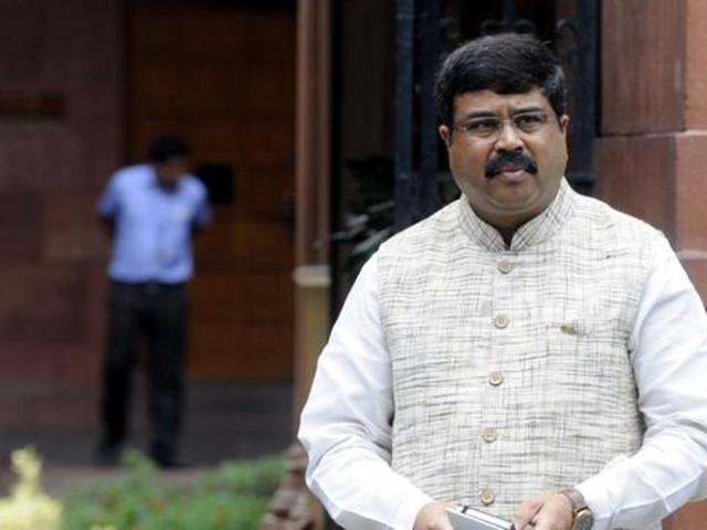 Oil minister Dharmendra Pradhan nudged the states to agree on bringing all petroleum products under the GST regime. (HT File Photo) Oil minister Dharmendra Pradhan nudged the states to agree on bringing all petroleum products under the GST regime. (HT File Photo)