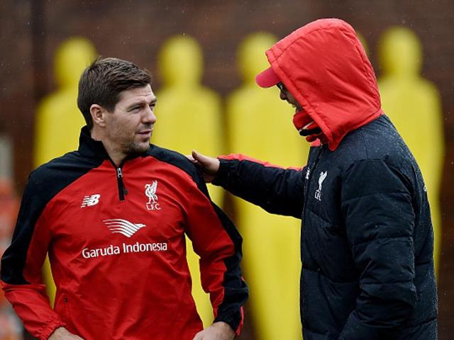 Jurgen Klopp will hold talks with former Liverpool captain Steven Gerrard after the 36-year-old midfielder appeared to announce his departure from the LA Galaxy . (Liverpool FC via Getty Images) Jurgen Klopp will hold talks with former Liverpool captain Steven Gerrard after the 36-year-old midfielder appeared to announce his departure from the LA Galaxy . (Liverpool FC via Getty Images)