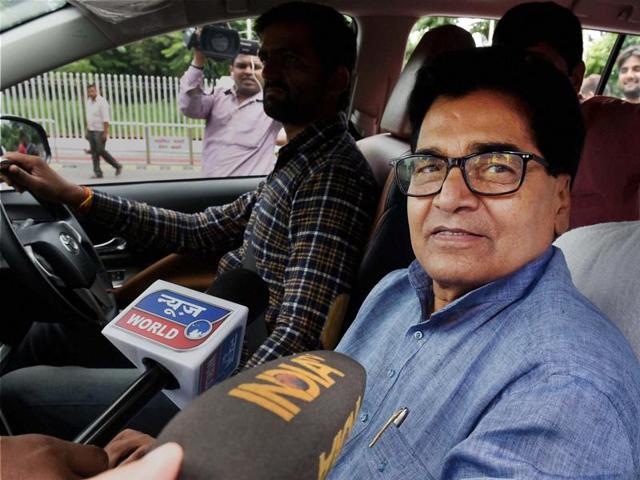 SP national general secretary Ramgopal Yadav after a meeting with UP chief minister Akhilesh Yadav at his 5 Kalidas Marg residence in Lucknow.(PTI File Photo)