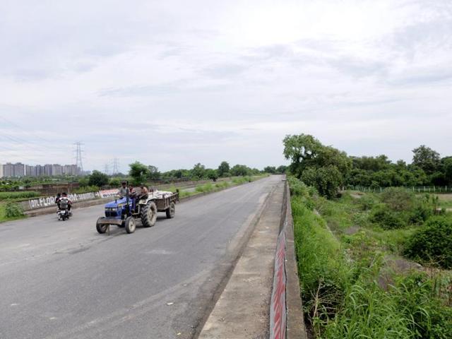Rs 55 crore is the budget of each bridge Rs 55 crore is the budget of each bridge