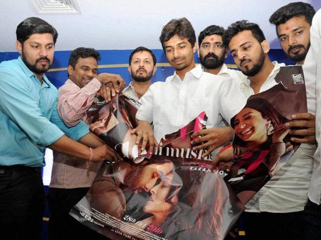 BJP Yuva Morcha activists protest against the film Ae Dil Hai Mushkil in multiplexes in Mumbai. The BJP’s ally Shiv Sena has criticised it for “standing by Pakistani artists”.(PTI)