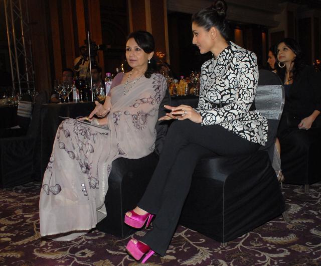 Sharmila Tagore and Kareena Kapoor at The Hindustan Times Brunch Dialogues 2 at Taj Lands End, Mumbai. (Prodip Guha )