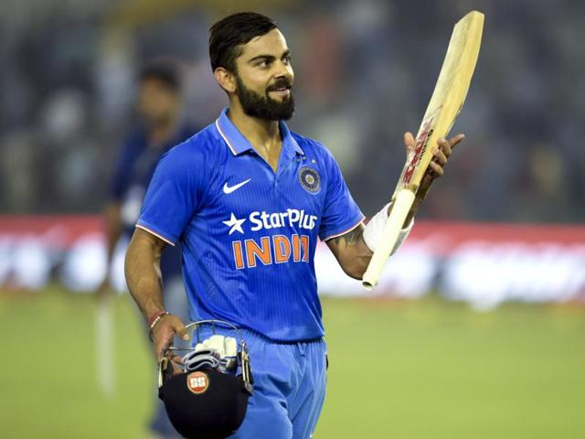 Virat celebrates by twirling the bat over his head after reaching the 150-run mark. (Keshav Singh/HT Photo) Virat celebrates by twirling the bat over his head after reaching the 150-run mark. (Keshav Singh/HT Photo)