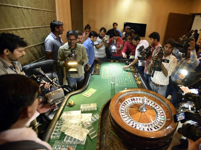 Police cease an illegal casino in Delhi's Neb Sarai. (Arun Sharma/HT PHOTO) Police cease an illegal casino in Delhi's Neb Sarai. (Arun Sharma/HT PHOTO)