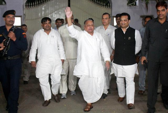 Samajwadi Party chief Mulayam Singh Yadav comes out after meeting at his residence in Lucknow on Sunday. (PTI) Samajwadi Party chief Mulayam Singh Yadav comes out after meeting at his residence in Lucknow on Sunday. (PTI)