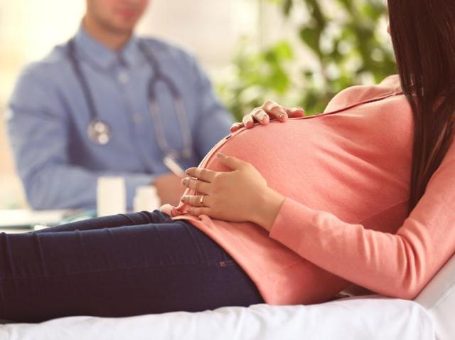 Low levels of the blood marker known as DLK1 can predict poor foetal growth and complications in pregnancy, and could be used as a non-invasive prenatal diagnostic.(Shutterstock) Low levels of the blood marker known as DLK1 can predict poor foetal growth and complications in pregnancy, and could be used as a non-invasive prenatal diagnostic.(Shutterstock)