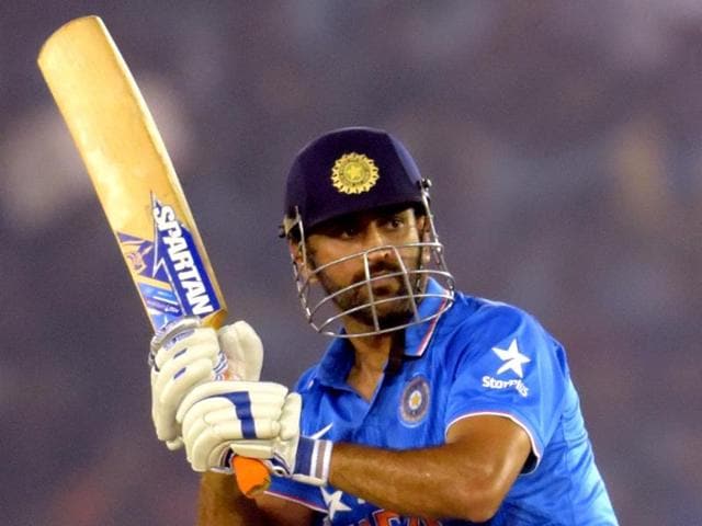 Dhoni and Kohli’s 151-run partnership in Mohali has put India in a position to seal the series win on Wednesday. (AP) Dhoni and Kohli’s 151-run partnership in Mohali has put India in a position to seal the series win on Wednesday. (AP)