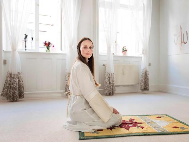 This picture taken in 2016 shows Sherin Khankan of Denmarka, the female-led mosque posing for a photo in Copenhagen, Denmark. (AFP Photo) This picture taken in 2016 shows Sherin Khankan of Denmarka, the female-led mosque posing for a photo in Copenhagen, Denmark. (AFP Photo)