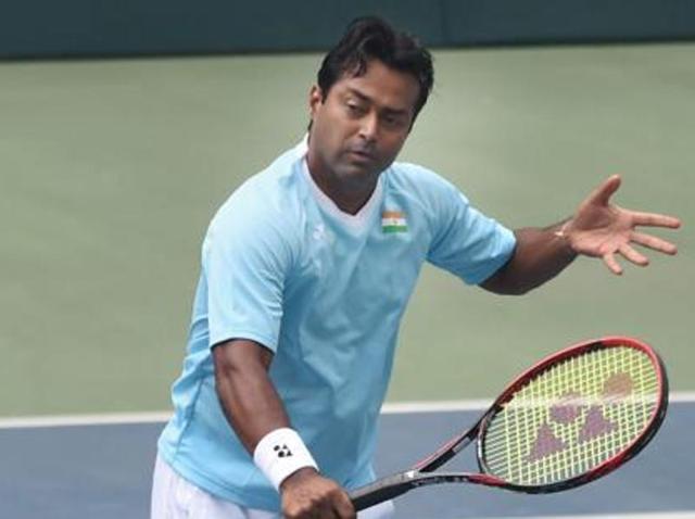 Taking part in a Challenger in India after 19 years, all eyes were on Leander Paes as he walked into the center court.(PTI) Taking part in a Challenger in India after 19 years, all eyes were on Leander Paes as he walked into the center court.(PTI)