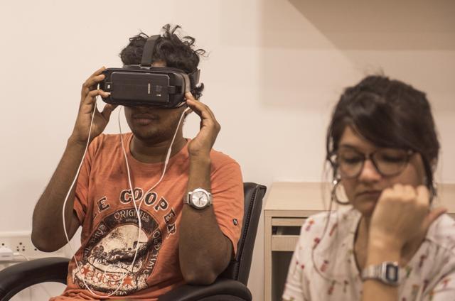 Film enthusiasts enjoy a screening at Bombay Art Society in Bandra (Photo: Satish Bate/HT )