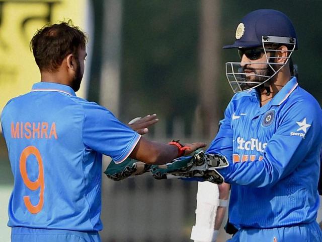 Amit Mishra celebrates with teammates the wicket of Kane Williamson. (AP) Amit Mishra celebrates with teammates the wicket of Kane Williamson. (AP)