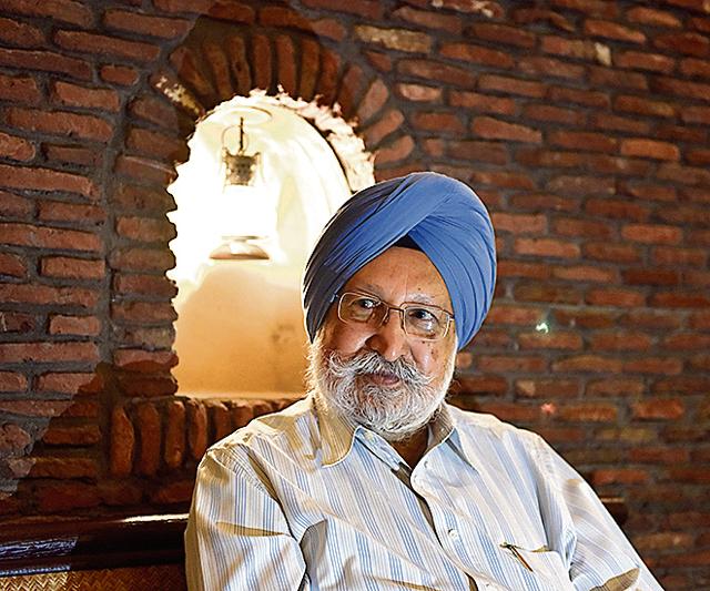 Dr. Santokh Singh at his home in Amritsar. (Sanjeev Verma/HT Photo) Dr. Santokh Singh at his home in Amritsar. (Sanjeev Verma/HT Photo)
