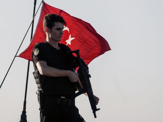 Since the July 15 coup attempt, Turkey has arrested 35,000 people and sacked or suspended more than 100,000 others in the civil service, judiciary, police, military and elsewhere. (REUTERS File Photo) Since the July 15 coup attempt, Turkey has arrested 35,000 people and sacked or suspended more than 100,000 others in the civil service, judiciary, police, military and elsewhere. (REUTERS File Photo)