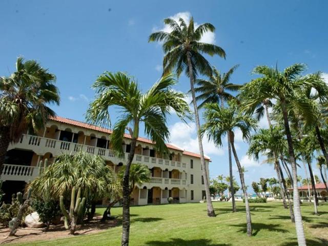 They may be spread out across all corners of the earth, but the properties which made TripAdvisor’s Travelers’ Choice Awards for most romantic hotels share a common theme: they’re ripe for nookie. Nine out of 10 properties are located in hot, sun-dappled destinations -- think Greece, Aruba, and the Maldives -- while a lone British cottage managed to sneak its way onto the list. Bucuti & Tara Beach Resort Aruba, Palm-Eagle Beach in Aruba in southern Caribbean Sea tops the list of most-desired romantic destination. (AFP) 