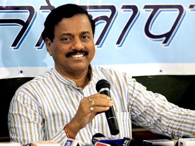 “Why is it that the NCP needs to think about the possible loss for both itself and the Congress in view of he BJP-Sena alliance?’’ Sunil Tatkare asked adding that if the Congress came up with such a proposal, they were ready to form an alliance. (HT file photo) “Why is it that the NCP needs to think about the possible loss for both itself and the Congress in view of he BJP-Sena alliance?’’ Sunil Tatkare asked adding that if the Congress came up with such a proposal, they were ready to form an alliance. (HT file photo)