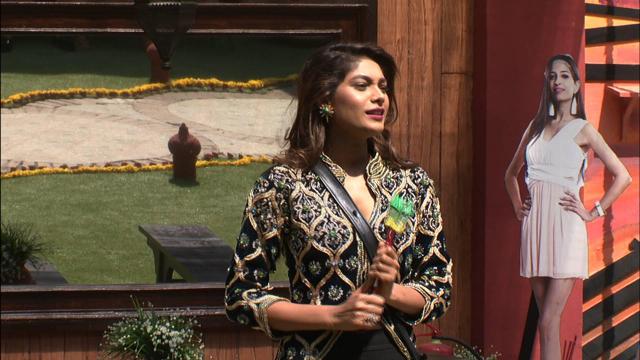 Who will get the rocket from Lopamudra?