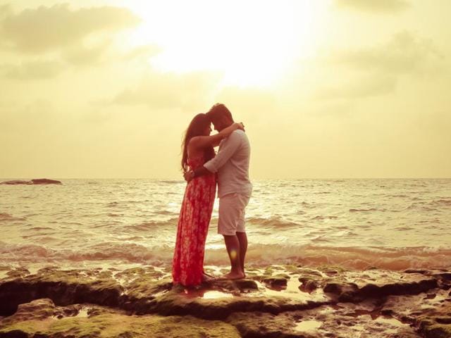 VsnapU-Photoshoot In Goa | Couples clothes, Honeymoon photography,  Photoshoot