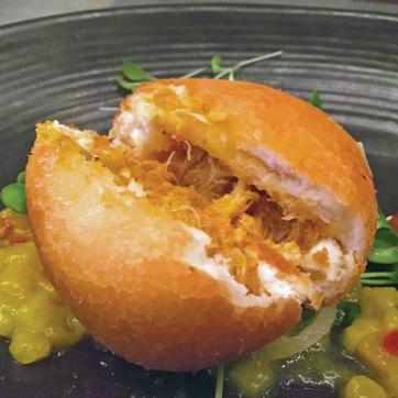 Last week, at a food festival at the Gurgaon Leela, I had Chef Richard Ng’s version (he is from Singapore’s Fullerton Hotel) in which he combined the crab and the sauce with the buns served to soak up the gravy