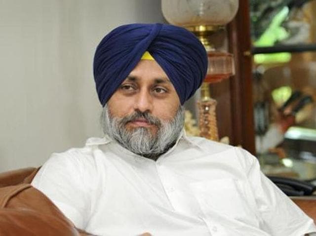 Sukhbir said ECI is doing its job, while state government has been focusing on their own activities (HT File) Sukhbir said ECI is doing its job, while state government has been focusing on their own activities (HT File)