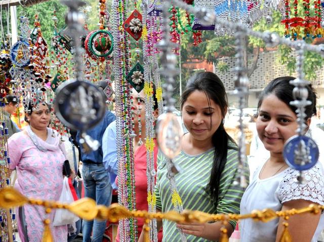 Diwali eve shopping in Chandigarh on Saturday. (Anil Dayal/HT Photo)