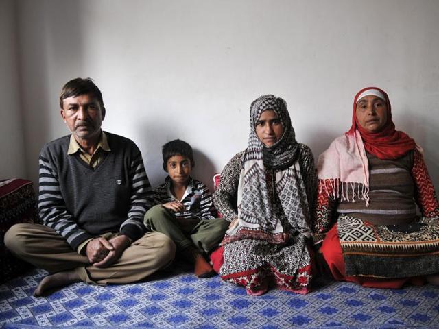 Family members of Danish Sultan Haroo at their house in Palpora area of Srinagar. Danish was killed after he jumped into the Jhelum to escape from security forces during a clash on September 1.(Waseem Andrabi/HT Photo) Family members of Danish Sultan Haroo at their house in Palpora area of Srinagar. Danish was killed after he jumped into the Jhelum to escape from security forces during a clash on September 1.(Waseem Andrabi/HT Photo)