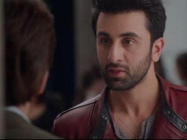 The moment when SRK makes an appearance in ADHM. The moment when SRK makes an appearance in ADHM.