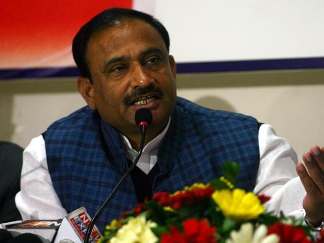 Madhya Pradesh home minister Bhupendra Singh addressing a press conference.(Bidesh Manna/HT File Photo)