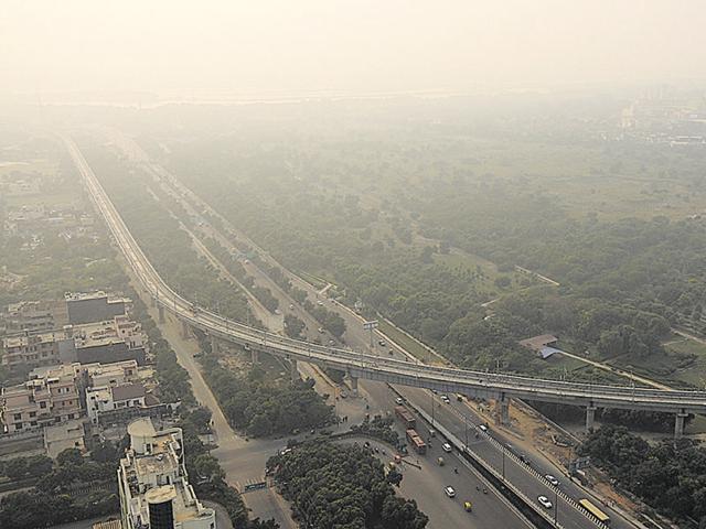 The Delhi Metro rail corporation on Tuesday said the 3.9-km Kalindi Kunj-Botanical Garden Metro link is expected to open by April 2017. The trial on this route will continue for next six months. (Burhaan Kinu/Hindustan Times) The Delhi Metro rail corporation on Tuesday said the 3.9-km Kalindi Kunj-Botanical Garden Metro link is expected to open by April 2017. The trial on this route will continue for next six months. (Burhaan Kinu/Hindustan Times)