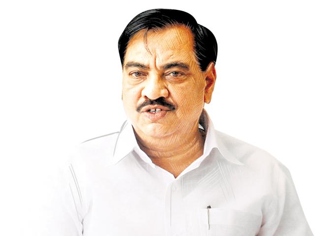 The activists claimed Khadse and his wife alone owned agriculture land of around 94 acres and non-agriculture land plots of 13.32 lakh sqft(HT File Photo)