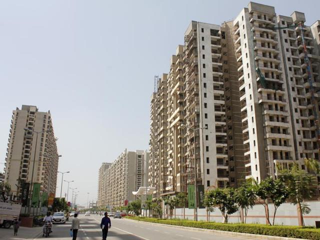 Residential units in the range of Rs 25 lakh to Rs 50 lakh across eight major cities in India helped drive up sales this festive season.(Hindustan Times) Residential units in the range of Rs 25 lakh to Rs 50 lakh across eight major cities in India helped drive up sales this festive season.(Hindustan Times)