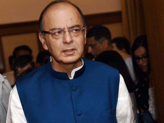 Union finance minister Arun Jaitley leaves after addressing the media regarding the meeting of GST Council at North Block in New Delhi on Thursday.(PTI) Union finance minister Arun Jaitley leaves after addressing the media regarding the meeting of GST Council at North Block in New Delhi on Thursday.(PTI)
