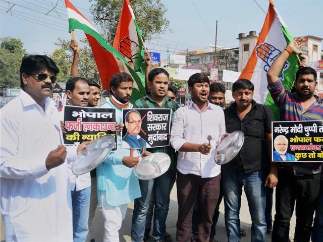 Congress party workers protest demanding judicial enquiry into the encounter of eight SIMI operatives who escaped from jail, in Allahabad on Wednesday. (PTI) Congress party workers protest demanding judicial enquiry into the encounter of eight SIMI operatives who escaped from jail, in Allahabad on Wednesday. (PTI)