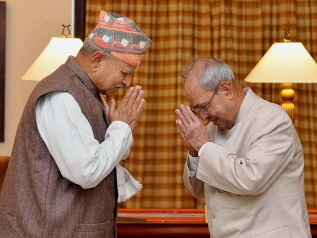 New Delhi: President Pranab Mukherjee with Former President of Nepal, Ram Baran Yadav in Kathmandu, Nepal on Thursday. PTI Photo / RB (PTI11_3_2016_000133A) *** Local Caption *** (PTI) New Delhi: President Pranab Mukherjee with Former President of Nepal, Ram Baran Yadav in Kathmandu, Nepal on Thursday. PTI Photo / RB (PTI11_3_2016_000133A) *** Local Caption *** (PTI)