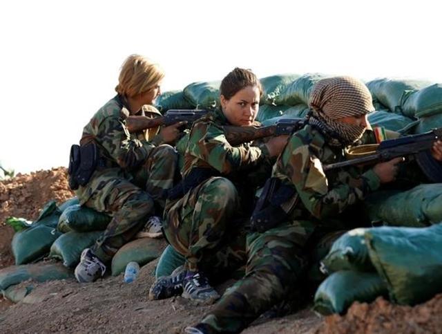 These Women Are Kurdish Peshmerga Fighters, Not The Indian Army