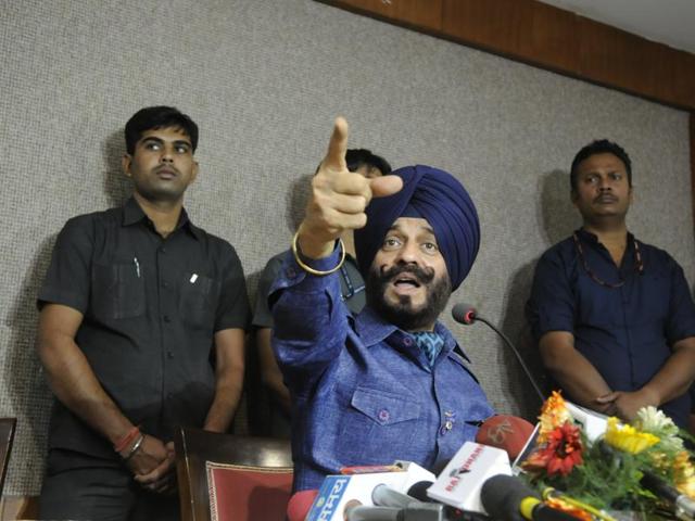 All-India Anti-Terrorist Front chairman Maninderjeet Singh Bitta addresses a press meet in Bhopal on Thursday. (Mujeeb Faruqui/HT photo) All-India Anti-Terrorist Front chairman Maninderjeet Singh Bitta addresses a press meet in Bhopal on Thursday. (Mujeeb Faruqui/HT photo)